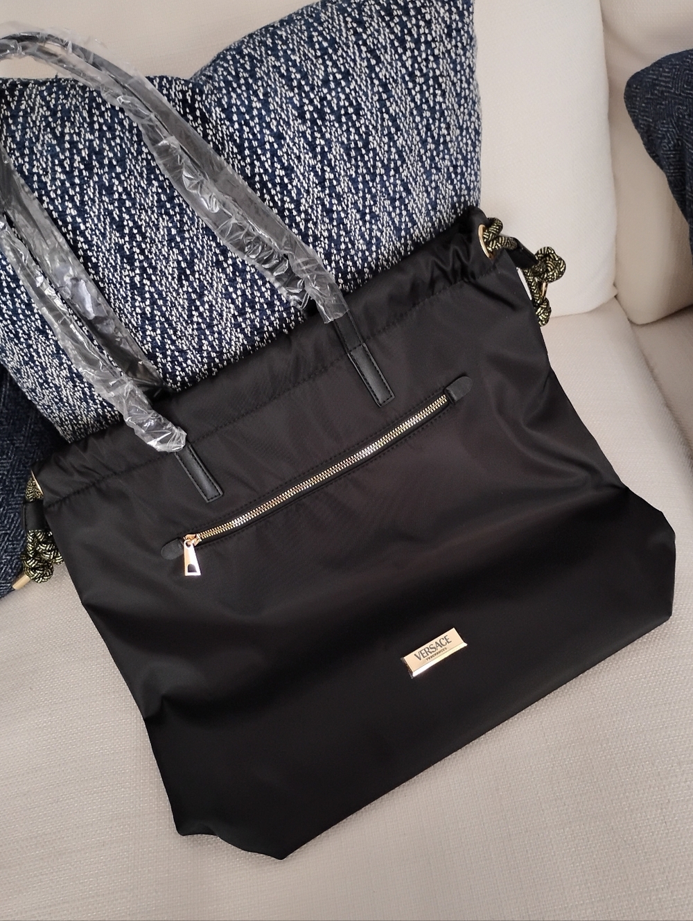 2025 LIMITED EDITION WOMENS Versace Bag BLACK / GOLD